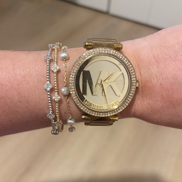 Michael Kors Gold Women's Watch - Picture 1 of 2